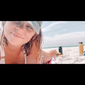 Meet your Posher, Alison